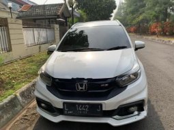 Jual mobil bekas murah Honda Mobilio RS 2017 di Jawa Timur