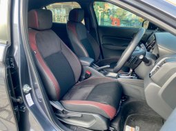 Honda City Hatchback RS CVT 2021 Abu-abu 10