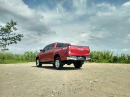 Toyota Hilux D Cab 2017 Merah 5