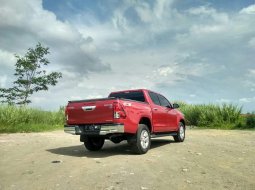 Toyota Hilux D Cab 2017 Merah 4