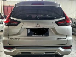 Km 32rban Mitsubishi Xpander Ultimate AT ( Matic ) 2019/2020 Silver Siap Pakai 5