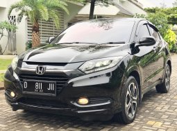 Jual Mobil Bekas Honda HR-V Prestige 2017