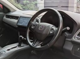Honda HR-V 1.5 Spesical Edition 2020 Merah 8