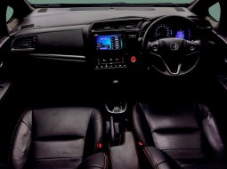 Honda Jazz RS AT 2019 Hitam 5
