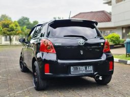 Toyota Yaris J 2012 Hitam 5