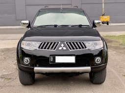 Mitsubishi Pajero Sport Exceed 4x2 AT 2012 Hitam 1