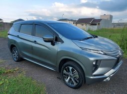 Mitsubishi Xpander Sport A/T 2018 Abu-abu 3