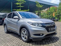 Honda HR-V E CVT 2017 3