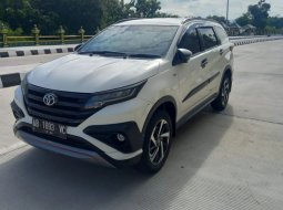 Di jual Mobil Bekas Toyota Rush TRD Sportivo 2019 5