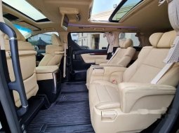 Toyota Alphard 2016 DKI Jakarta dijual dengan harga termurah 4