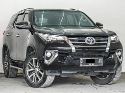 Toyota Fortuner 2.4 VRZ AT 2017 4