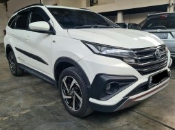 Toyota Rush S TRD AT ( Matic ) 2018 Putih Km Low 30rban Siap Pakai Pajak Panjang April 2023 2