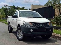 MITSUBISHI STRADA TRITON 2015 TIPE HDX 4X4 PICKUP SINGLE CABIN 2.5 M/T  2