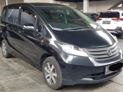 Honda Freed SD A/T ( Matic, Pintu Manual ) 2011 Hitam 3