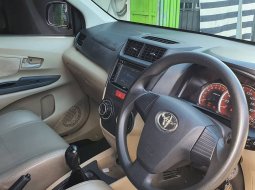 Toyota Avanza 1.3G MT 2013 Hitam 5