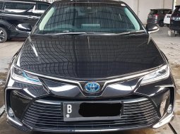Toyota Altis 1.8 Hybrid AT ( Matic ) Km 6rban Mulus Gress Like New