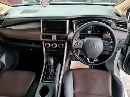 Mitsubishi Xpander Cross Premium AT ( Matic ) 2021 Putih  Km 23rban Siap Pakai 8