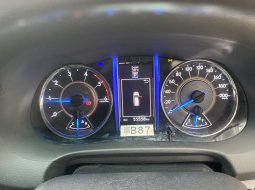 PROMO DISKON TDP - Toyota Fortuner 2.4 VRZ AT 2017 Putih 10