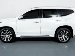 Mitsubishi Pajero Sport 2.4 Dakar 4x2 AT 2019 Putih 3