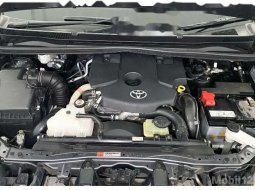 Mobil Toyota Kijang Innova 2019 V dijual, Banten 3