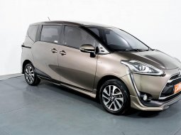 Toyota Sienta Q AT 2017 Cokelat 1