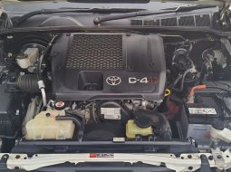 Promo Toyota Hilux D-Cab 2.5 G MT 4X4 thn 2017 5