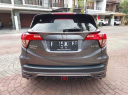 Di jual Mobil Bekas Honda HR-V E CVT 2017 8