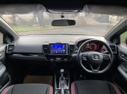 Honda City Hatchback New  City RS Hatchback CVT 2021 Merah 7