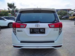 Toyota Kijang Innova 2.4V 2020 7