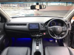 Honda HR-V 1.5 Spesical Edition 2020 Abu-abu 4