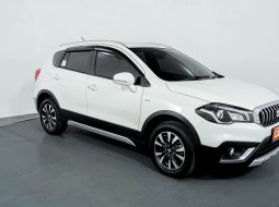 Suzuki Sx4 S-Cross AT 2018 Putih 2