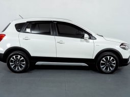 Suzuki Sx4 S-Cross AT 2018 Putih 5