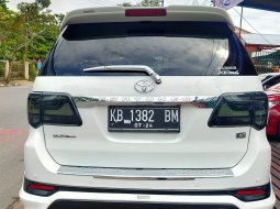 Toyota Fortuner G 2012 7