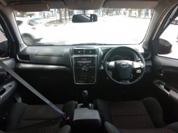 Toyota Avanza 1.5 veloz 4