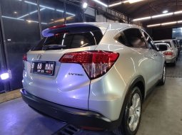 Honda HR-V Prestige 2020 5