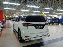 Toyota Fortuner VRZ 2016 Putih 6