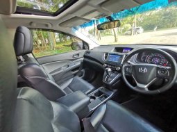 Honda CR-V 2.4 Prestige 2015 Hitam 6