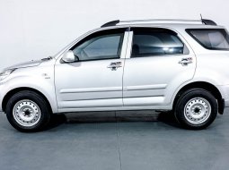 Daihatsu Terios X Extra AT 2015 Silver 4