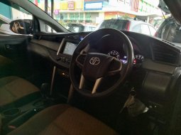 Jual Mobil Toyota Kijang Innova 2.0 G AT 2019 3