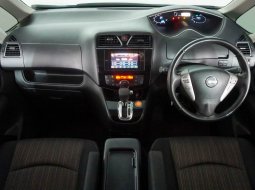 Nissan Serena 2.0 HWS AT 2015 Abu-Abu 6