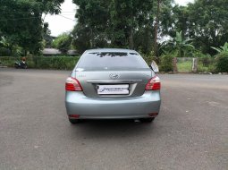 [DP 8 JUTA] Toyota Vios G M/T 2012 Sedan Silver Metalik 5