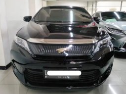 Toyota Harrier 2.0 at 2WD 2015