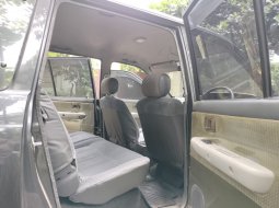 Toyota Kijang SGX Manual 2000 disel 9