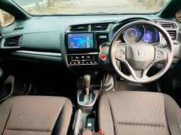 Honda Jazz RS CVT 2017 Hatchback 6