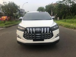 Mobil Toyota Venturer 2020 dijual, DKI Jakarta 4