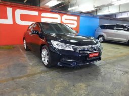 DKI Jakarta, Honda Accord VTi-L 2017 kondisi terawat 4