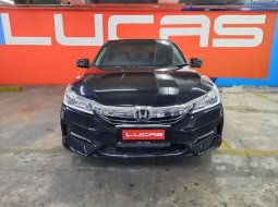 DKI Jakarta, Honda Accord VTi-L 2017 kondisi terawat 3