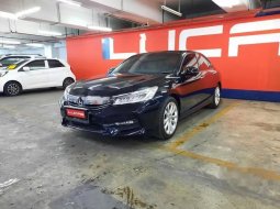 DKI Jakarta, Honda Accord VTi-L 2017 kondisi terawat 5