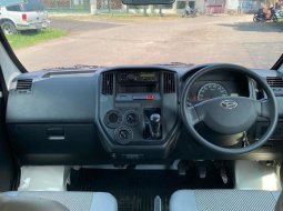 Daihatsu Gran Max Blind Van 2018 Putih 9