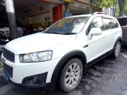 Jual Chevrolet Captiva Pearl White 2011 harga murah di Jawa Timur